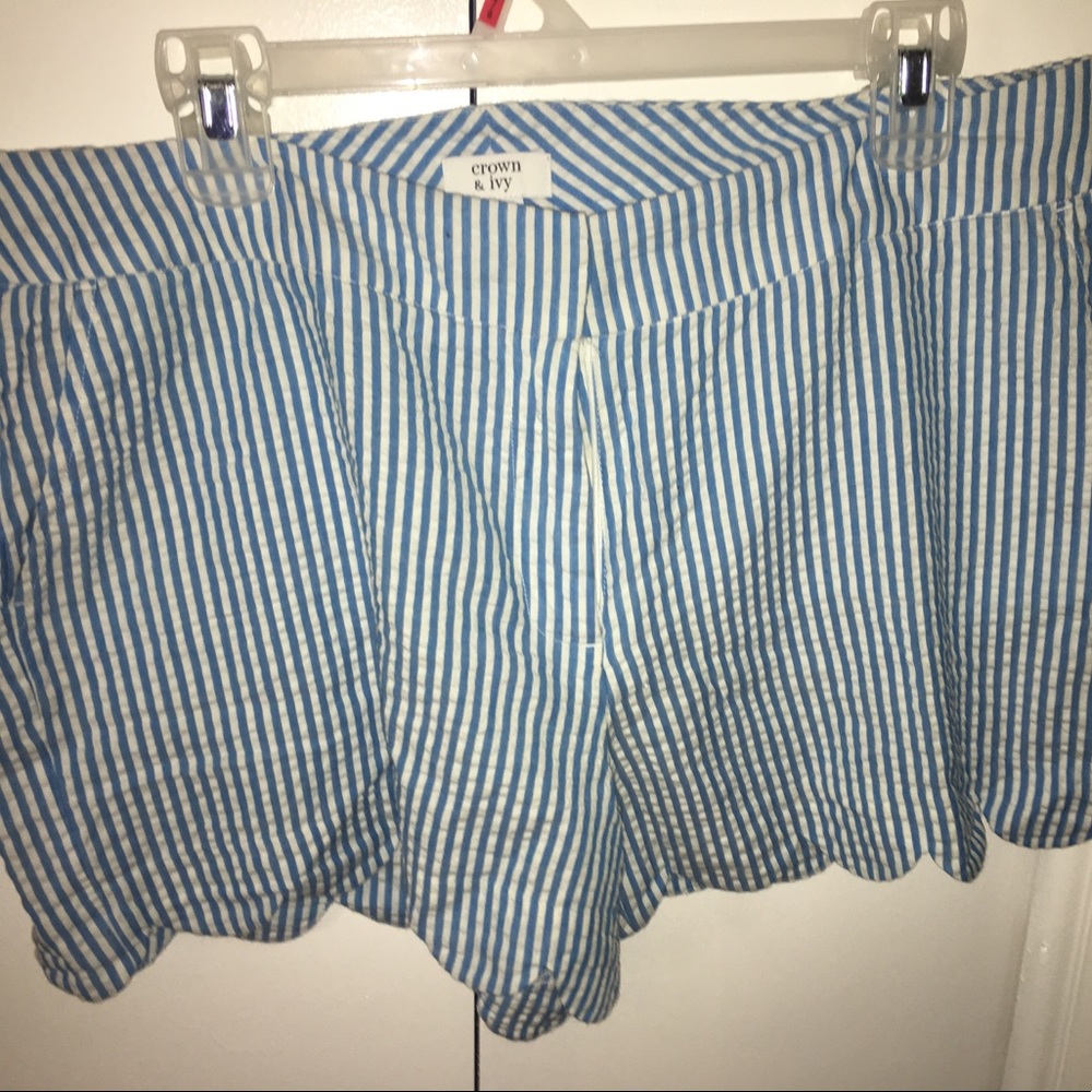 Scallop Hem Shorts